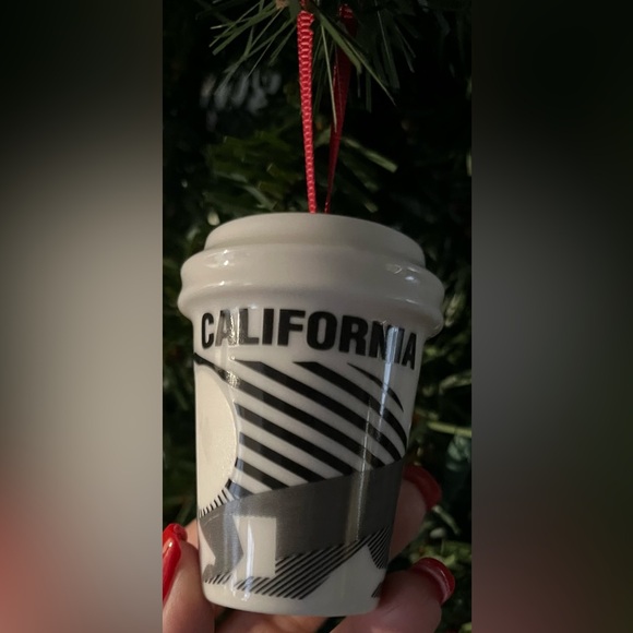 Starbucks 2015 Holiday Cup Ceramic Christmas Ornament California Bear - Picture 1 of 5